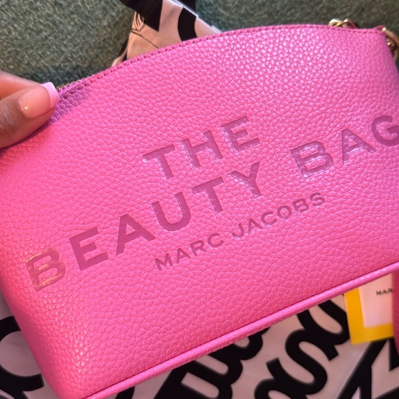 Marc Jacobs Pink Beauty Bag - Picture 2 of 9